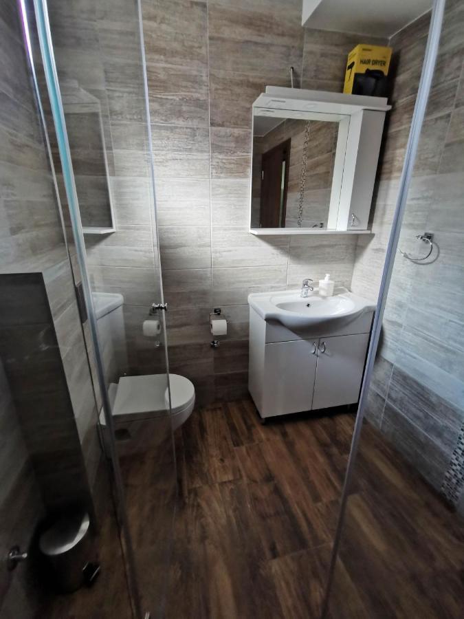 Sobe I Apartmani Casa Mia Pecinci Εξωτερικό φωτογραφία