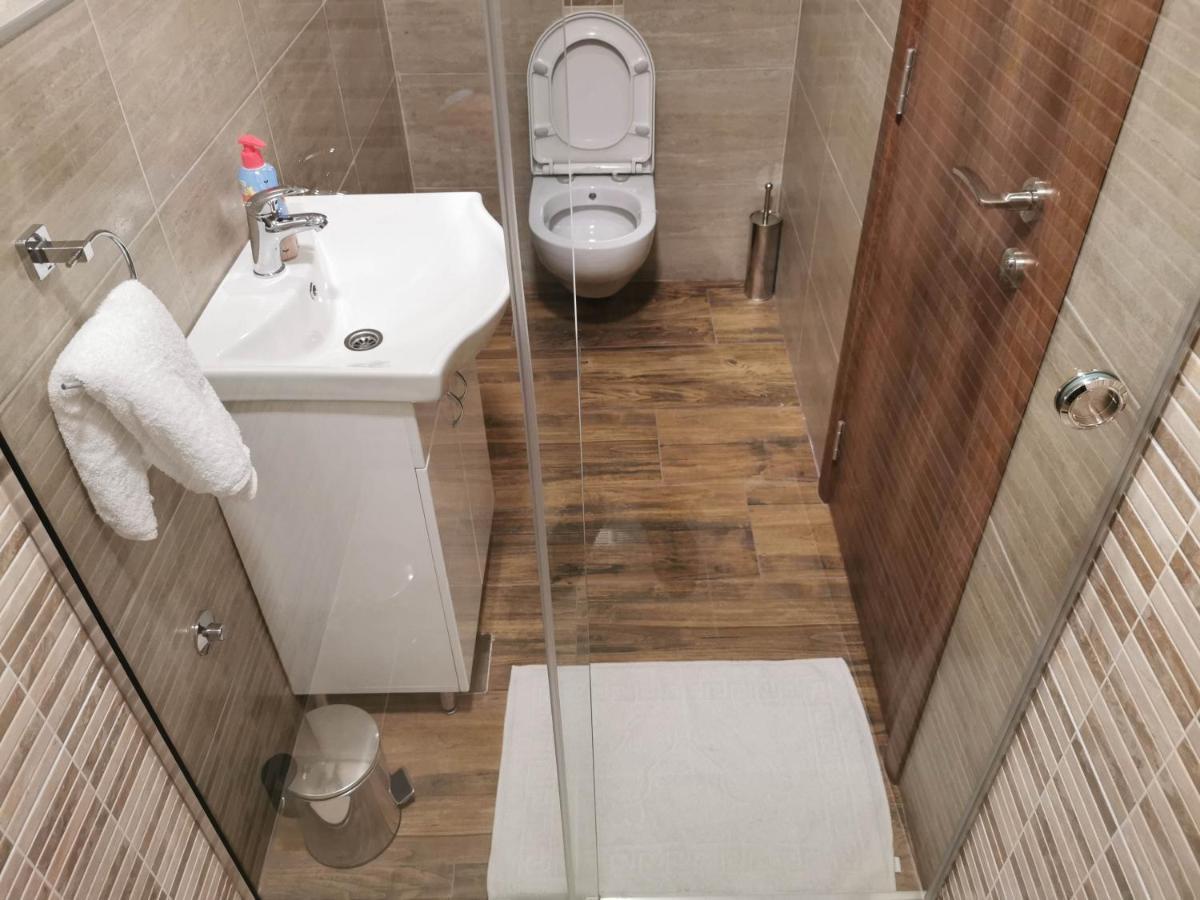 Sobe I Apartmani Casa Mia Pecinci Εξωτερικό φωτογραφία