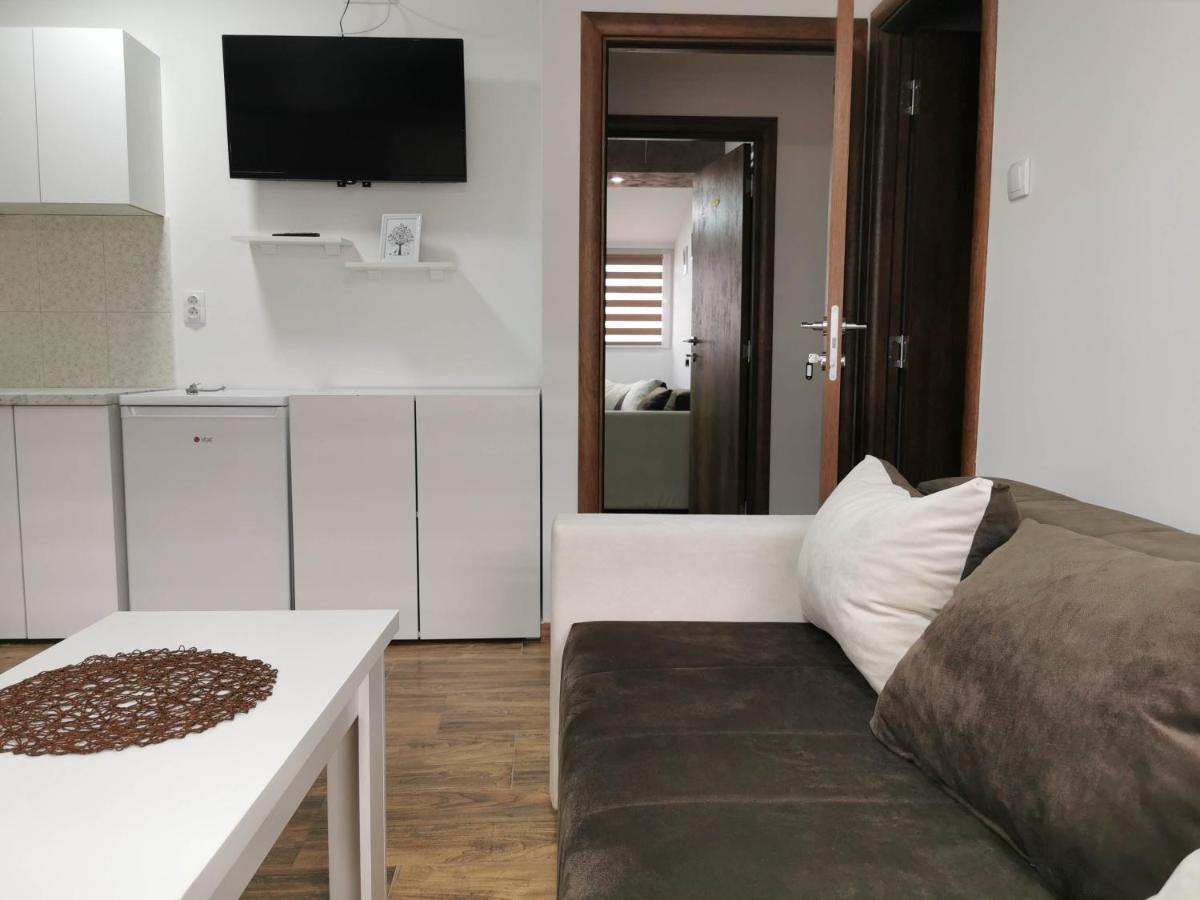 Sobe I Apartmani Casa Mia Pecinci Εξωτερικό φωτογραφία