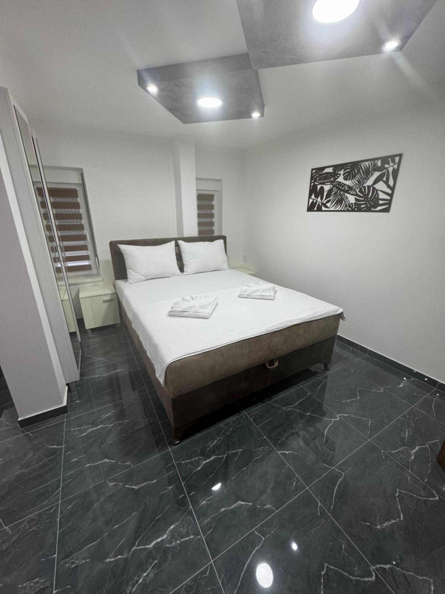Sobe I Apartmani Casa Mia Pecinci Εξωτερικό φωτογραφία